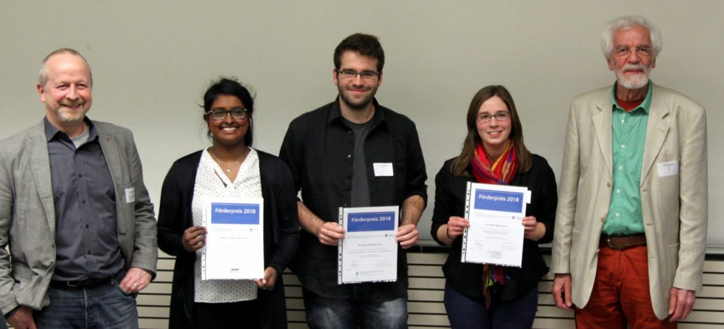 The award recipients and two members of the honorary jury (from left: Dr. Andreas Wetzstein, Sabine Santhirasegaran, Benjamin Schepens, Kim Merle Nobis, Prof. Dipl.-Ing. Eckard Zäschke)